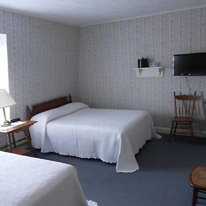Shaw'S Hotel & Cottages